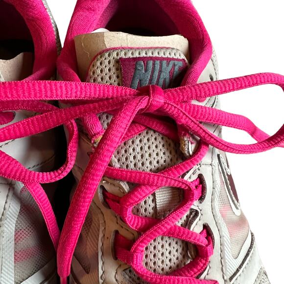 Y2K Nike White + Pink Air Relentless 3 Sneakers Size 8.5 - Picture 4 of 6